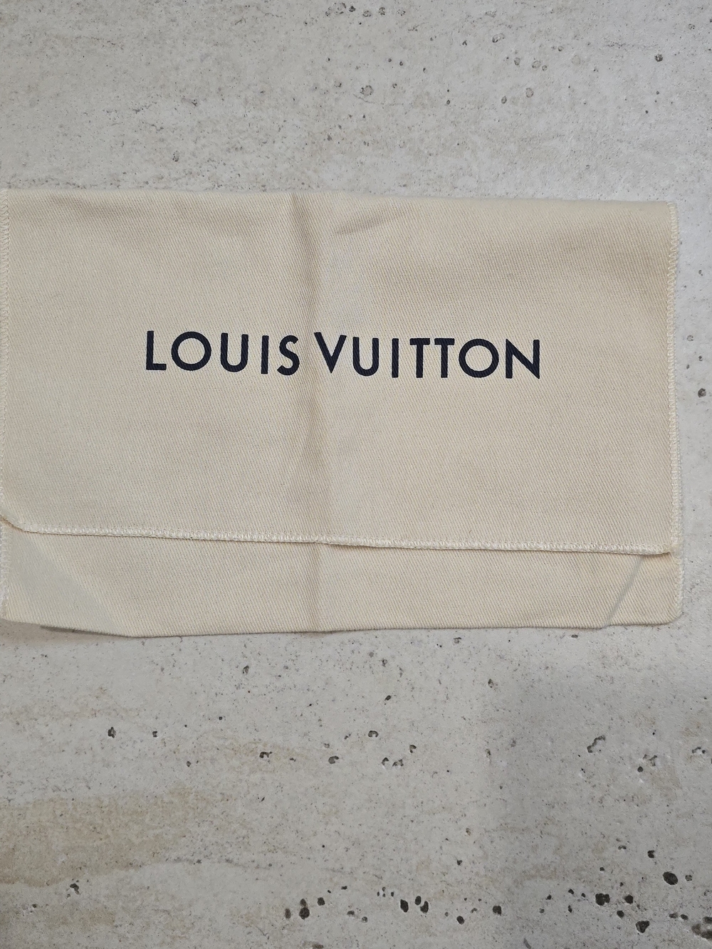 Louis Vuitton Beige Dust Bag